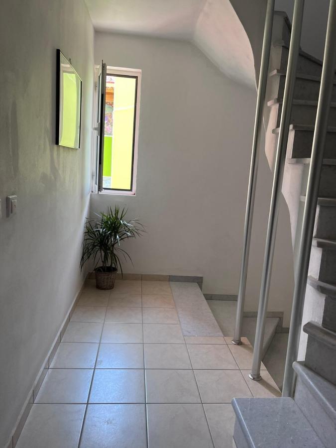 Kleio'S Apartment Ликсури Экстерьер фото